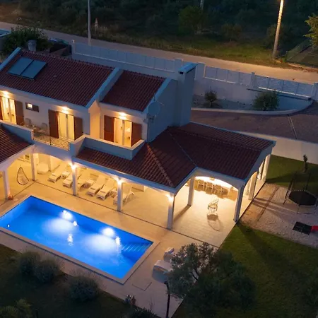 Olivia - Peaceful Family Paradise Near * Sestanovac