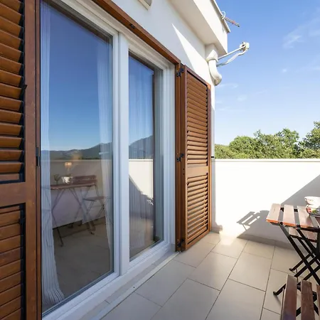 Olivia - Peaceful Family Paradise Near Villa